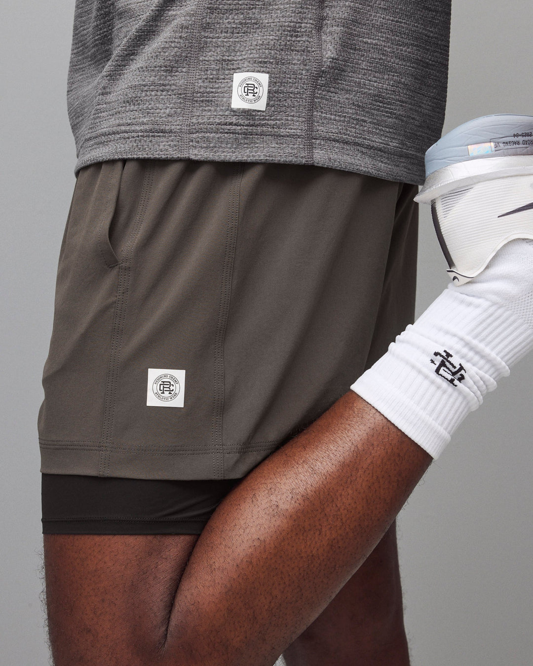 Reigning Champ 4-Way Stretch Nylon Combo Standard Training Short 5” - Carbon