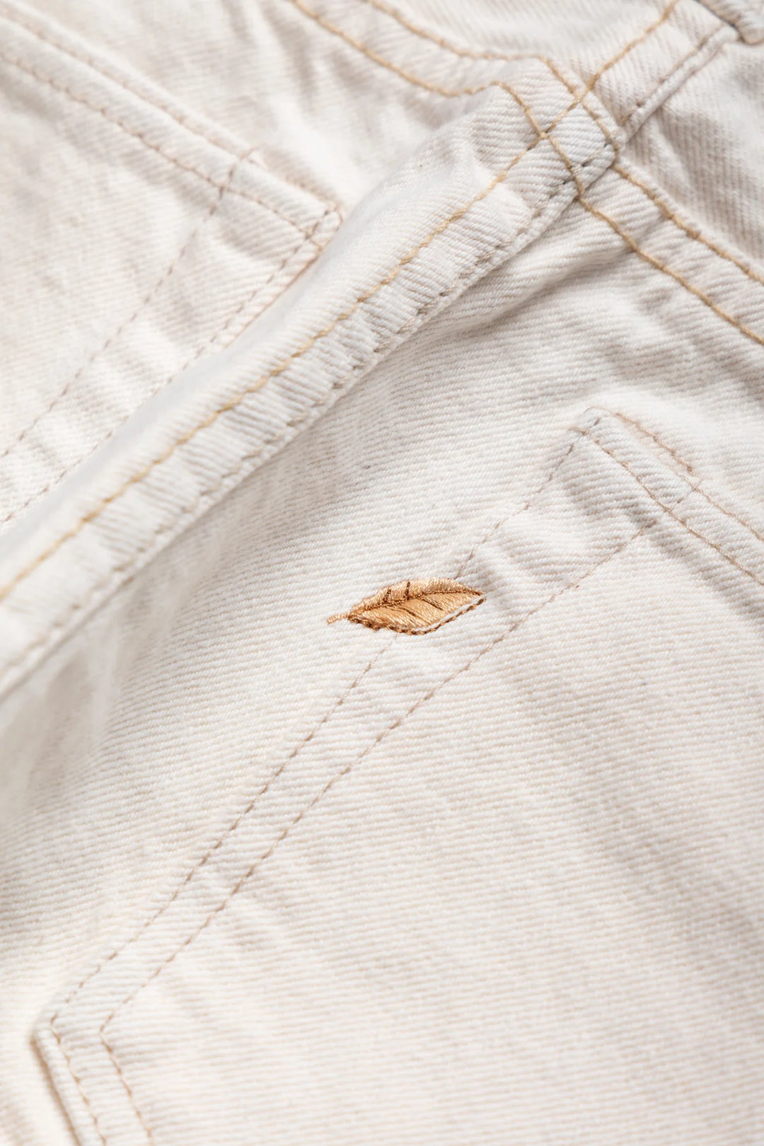 Pure Blue Japan Ecru Denim Jeans Relaxed Tapered - Ecru warp × Beige weft [1172-2]