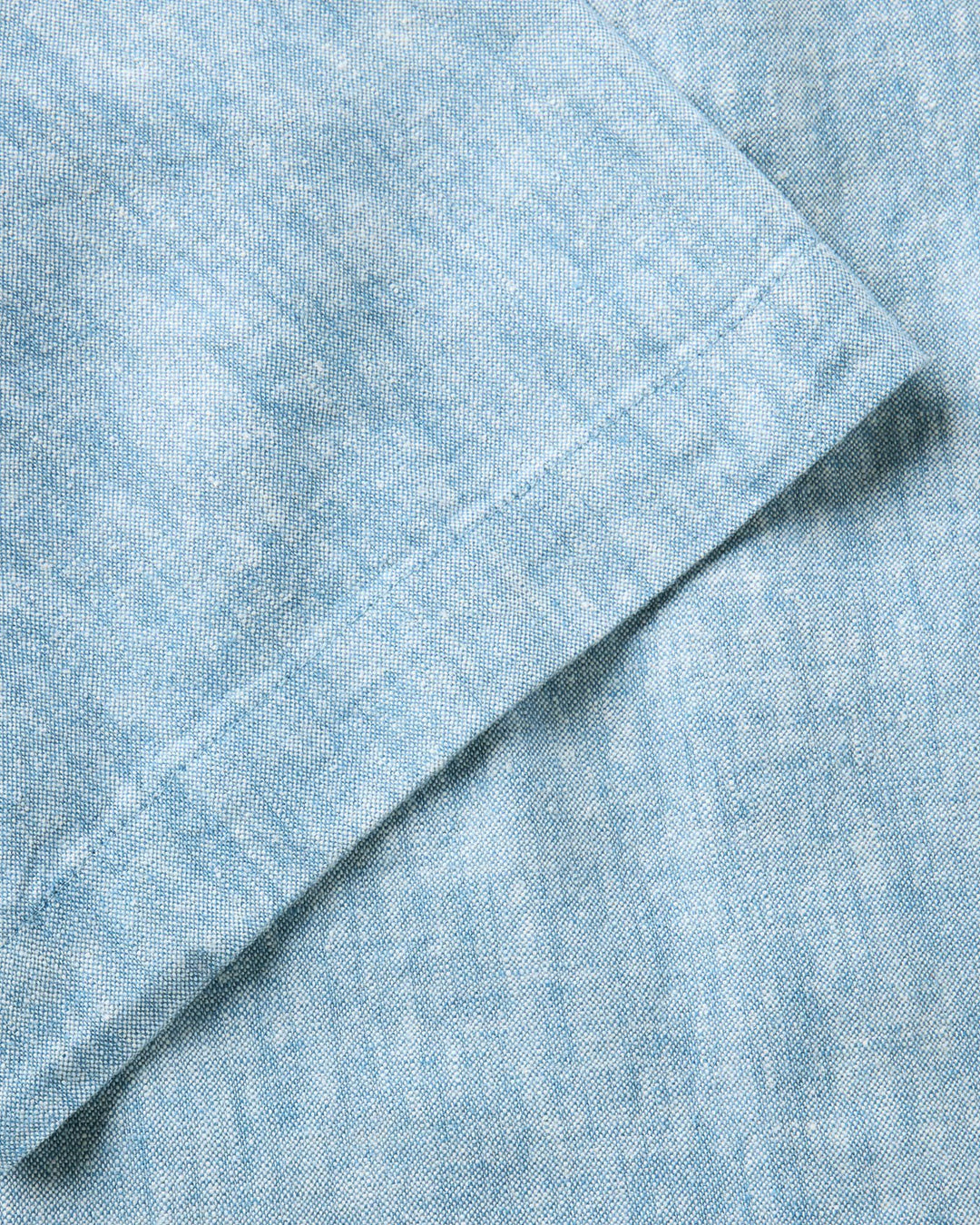 Taylor Stitch - The Short Sleeve California in Sky Hemp