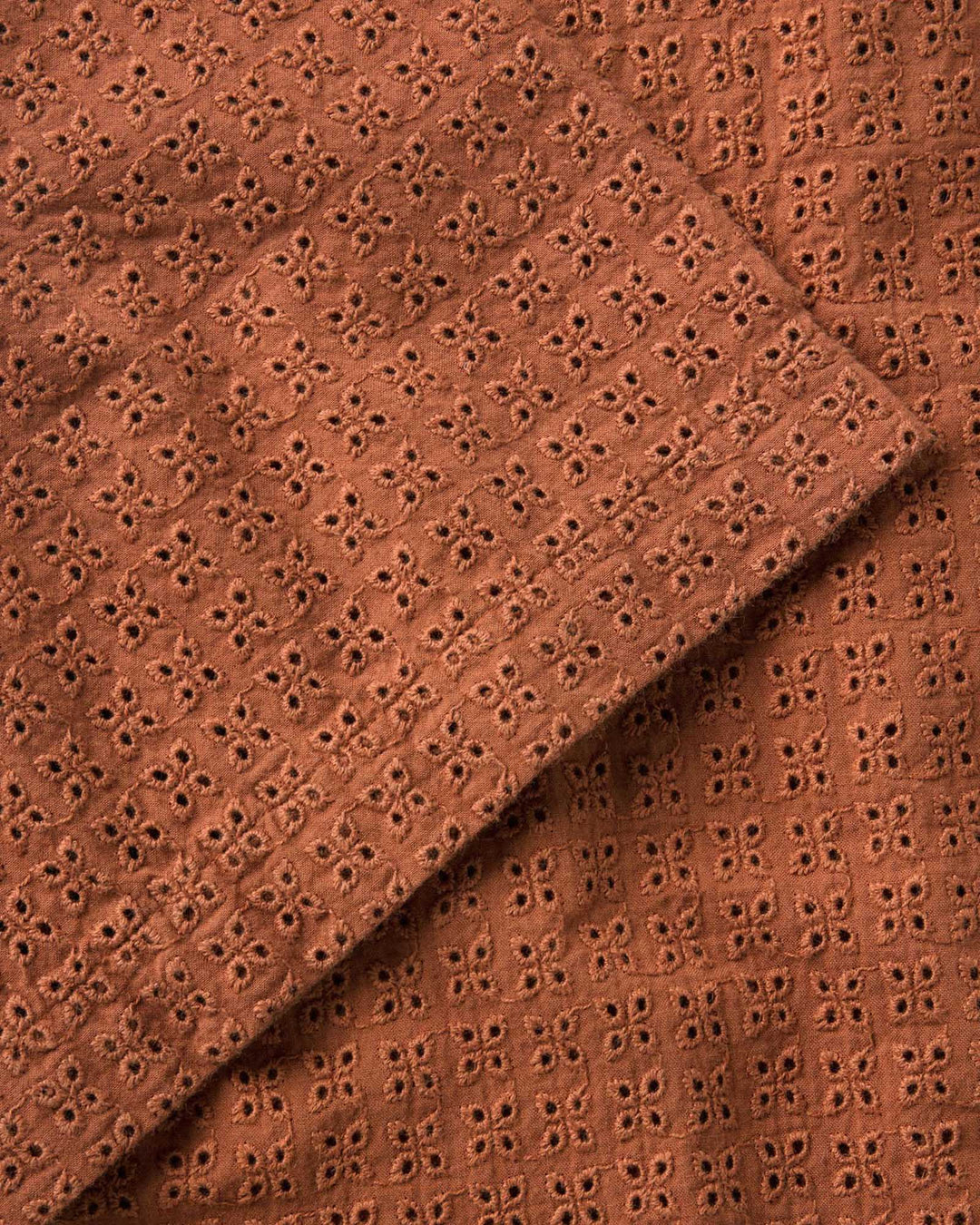 Taylor Stitch - The Davis Shirt in Driftwood Eyelet